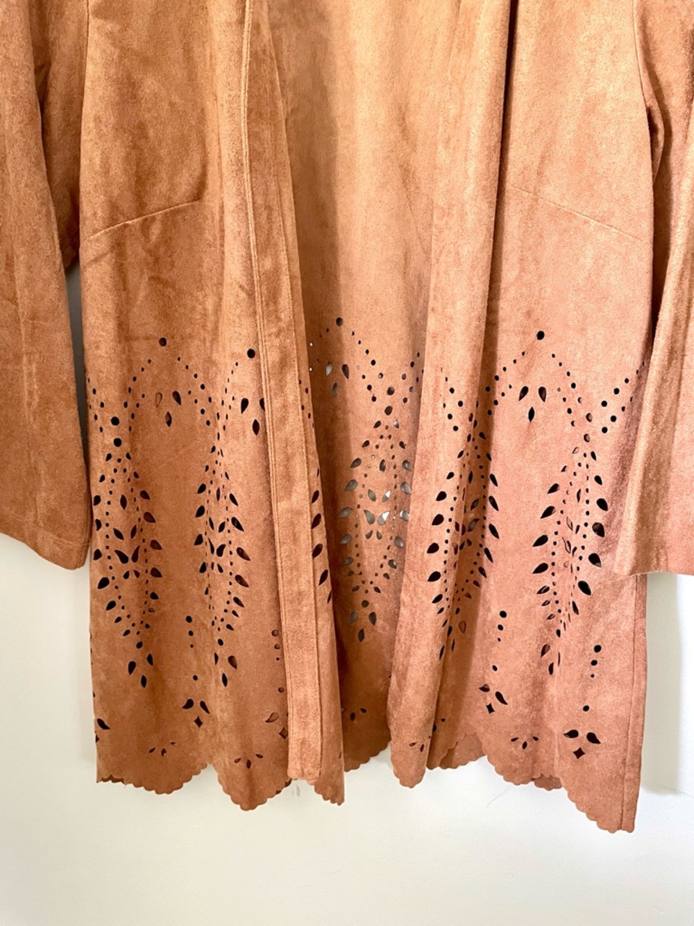 Boho‑Style Open‑Front Jacket with Cut‑Out Design - Picture 2 of 4